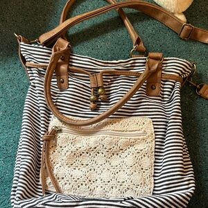 Boho Cottage Festival Striped Tote Bag with Lace Pocket